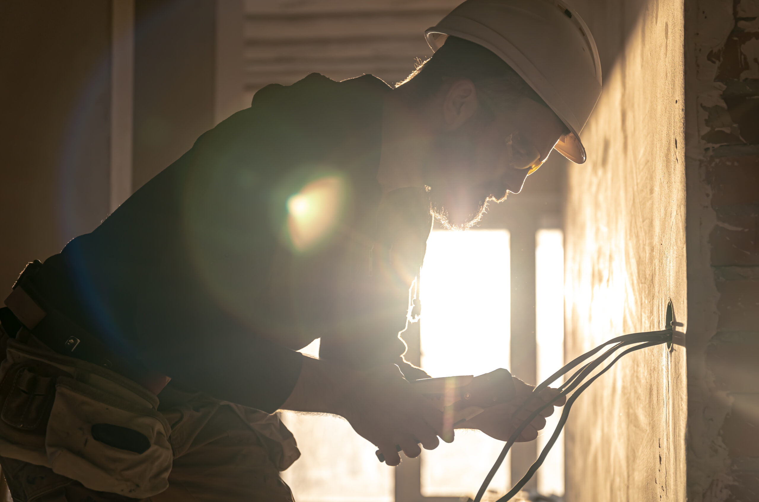 DFW Electrician, Is It Time to Hire One?